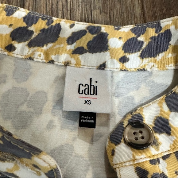 CAbi Providence leopard print shirt women's XS animal print button up - Picture 5 of 8